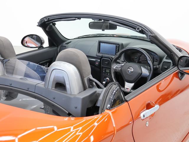 コペン ＧＲ　スポーツ　純正ナビ／Ｂｌｕｅｔｏｏｔｈ／ＣＤ／バックカメラ／ドラレコ／ＥＴＣ／純正レカロ／純正ＢＢＳ／純正ＭＯＭＯステ／衝突安全ボディ／エアバック／ＬＥＤヘッドライト／シ－トヒ－ター／スマートキー／オートライト（45枚目）