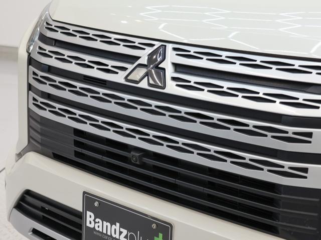 デリカＤ：５ Ｐ　純正１０インチナビ／Ｂｌｕｅｔｏｏｔｈ／フルセグ／３６０度カメラ／ドラレコ／フリップダウンモニター／両側パワースライドドア／パワーバックドア／ＬＥＤヘッド／盗難防止装置／衝突安全ボディ／シートヒーター（57枚目）