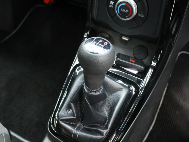 コペン ＧＲ　スポーツ　５ＭＴ／ディスプレイオーディオ／ＥＴＣ／純正ＢＢＳ１６インチＡＷ／純正レカロシート／純正ＭＯＭＯステ／衝突安全ボディ／横滑り防止機能／盗難防止装置／シ－トヒ－タ／ＬＥＤヘッドライト／スマートキ／ＡＢＳ（18枚目）