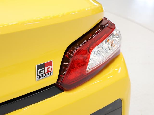 コペン ＧＲ　スポーツ　５ＭＴ／ディスプレイオーディオ／ＥＴＣ／純正ＢＢＳ１６インチＡＷ／純正レカロシート／純正ＭＯＭＯステ／衝突安全ボディ／横滑り防止機能／盗難防止装置／シ－トヒ－タ／ＬＥＤヘッドライト／スマートキ／ＡＢＳ（60枚目）