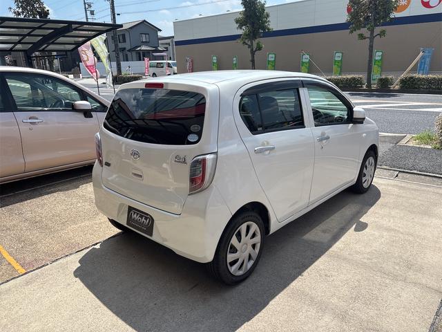 ミライース Ｘ　キーレスエントリー　アイドリングストップ　電動格納ミラー　ＣＶＴ　盗難防止システム　ＡＢＳ　ＣＤ　ミュージックプレイヤー接続可　衝突安全ボディ　エアコン　パワーステアリング　パワーウィンドウ（15枚目）