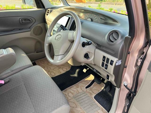 タント Ｘ　ＥＴＣ　電動スライドドア　ナビ　ＴＶ　スマートキー　アイドリングストップ　電動格納ミラー　ベンチシート　ＣＶＴ　盗難防止システム　ＡＢＳ　ＣＤ　ＵＳＢ　エアコン　パワーステアリング　パワーウィンドウ（2枚目）