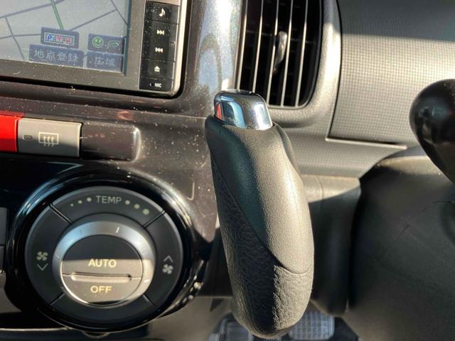 タント カスタムＸスペシャル　ＥＴＣ　電動スライドドア　ＴＶ　ＨＩＤ　スマートキー　アイドリングストップ　電動格納ミラー　ベンチシート　ＣＶＴ　盗難防止システム　ＡＢＳ　ＣＤ　ＵＳＢ　アルミホイール　衝突安全ボディ　エアコン（6枚目）