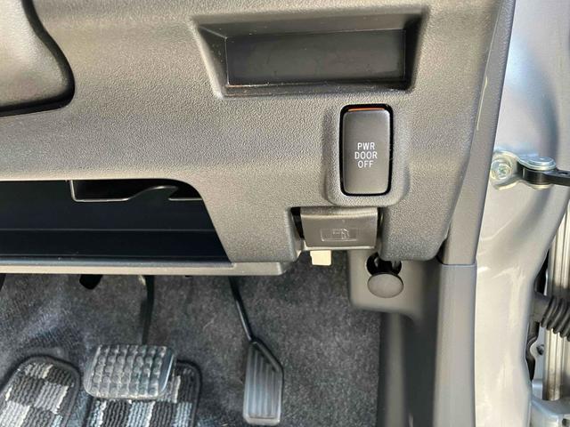 タント カスタムＸスペシャル　ＥＴＣ　電動スライドドア　ＴＶ　ＨＩＤ　スマートキー　アイドリングストップ　電動格納ミラー　ベンチシート　ＣＶＴ　盗難防止システム　ＡＢＳ　ＣＤ　ＵＳＢ　アルミホイール　衝突安全ボディ　エアコン（11枚目）