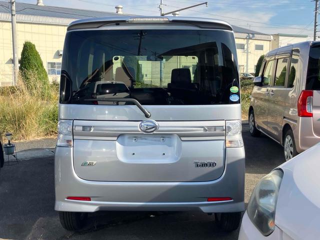 タント カスタムＸスペシャル　ＥＴＣ　電動スライドドア　ＴＶ　ＨＩＤ　スマートキー　アイドリングストップ　電動格納ミラー　ベンチシート　ＣＶＴ　盗難防止システム　ＡＢＳ　ＣＤ　ＵＳＢ　アルミホイール　衝突安全ボディ　エアコン（17枚目）