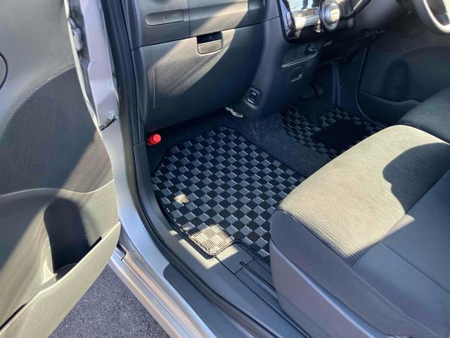 タント カスタムＸスペシャル　ＥＴＣ　電動スライドドア　ＴＶ　ＨＩＤ　スマートキー　アイドリングストップ　電動格納ミラー　ベンチシート　ＣＶＴ　盗難防止システム　ＡＢＳ　ＣＤ　ＵＳＢ　アルミホイール　衝突安全ボディ　エアコン（24枚目）