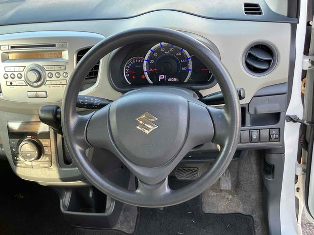 ワゴンＲ ＦＸ　アイドリングストップ　電動格納ミラー　ベンチシート　ＣＶＴ　盗難防止システム　ＡＢＳ　ＣＤ　ミュージックプレイヤー接続可　衝突安全ボディ　エアコン　パワーステアリング　パワーウィンドウ（2枚目）
