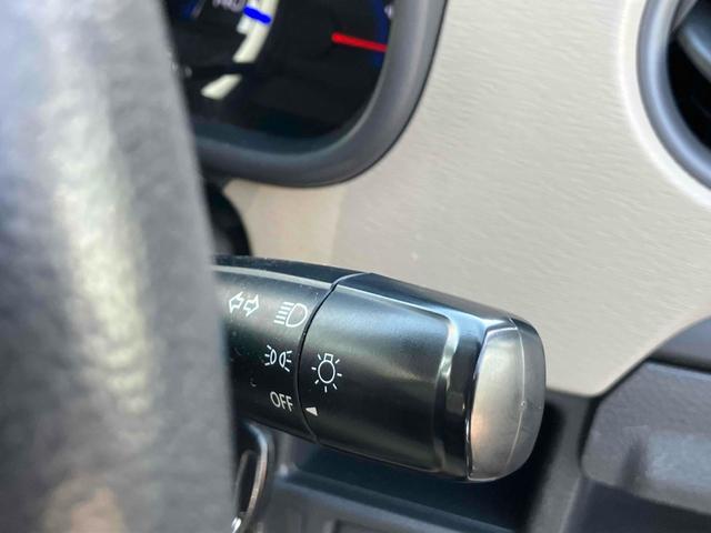 ワゴンＲ ＦＸ　アイドリングストップ　電動格納ミラー　ベンチシート　ＣＶＴ　盗難防止システム　ＡＢＳ　ＣＤ　ミュージックプレイヤー接続可　衝突安全ボディ　エアコン　パワーステアリング　パワーウィンドウ（8枚目）