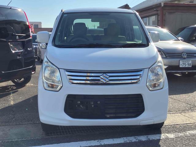 ワゴンＲ ＦＸ　アイドリングストップ　電動格納ミラー　ベンチシート　ＣＶＴ　盗難防止システム　ＡＢＳ　ＣＤ　ミュージックプレイヤー接続可　衝突安全ボディ　エアコン　パワーステアリング　パワーウィンドウ（12枚目）