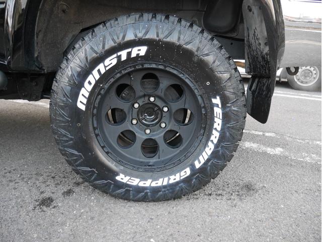 ハイラックスサーフ SSR-X Vセレクション リフトアップ/マッドタイヤ/ナビ/フルセグTV/ETC/シートカバー/ウッドコンビハンドル(10枚目)