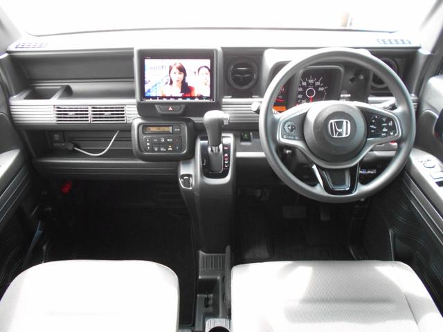 商品車は作業の邪魔の為、離れた場所にあり取りに行くのに時間が掛かります。いきなり来ても車はありません。店主在店時でも作業優先の為、お帰り頂くことになります。事前に在庫確認から来店希望アポ調整が必須です