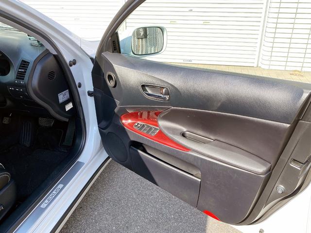 ＧＳ ＧＳ３５０　ユーザー買取車　ＭＡＶＥＲＩＣＫ２０ｉｎｃｈアルミ　フルタップ車高調　革調シートカバー　クルーズコントロール　リアスモーク施工　バックカメラ　ＥＴＣ（24枚目）