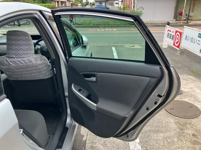 プリウス S エアコン パワーステアリング パワーウィンドウ 運転席エアバック 助手席エアバック 盗難防止システム 衝突安全ボディ スマートキー(28枚目)