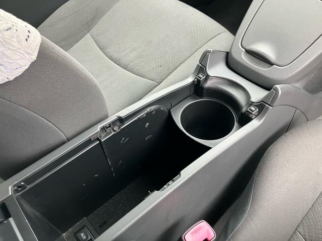 プリウス S エアコン パワーステアリング パワーウィンドウ 運転席エアバック 助手席エアバック 盗難防止システム 衝突安全ボディ スマートキー(40枚目)