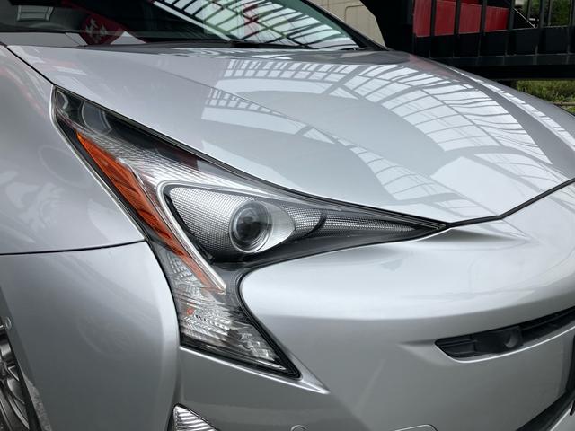 プリウス Sセーフティプラス エアコン パワーステアリング パワーウィンドウ 運転席エアバッグ 助手席エアバッグ 盗難防止システム 衝突安全ボディ スマートキー(4枚目)