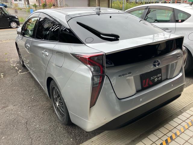 プリウス Sセーフティプラス エアコン パワーステアリング パワーウィンドウ 運転席エアバッグ 助手席エアバッグ 盗難防止システム 衝突安全ボディ スマートキー(16枚目)