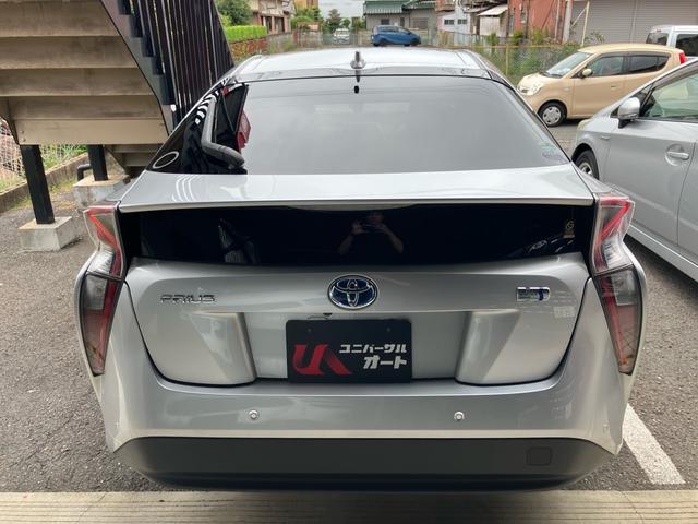 プリウス Sセーフティプラス エアコン パワーステアリング パワーウィンドウ 運転席エアバッグ 助手席エアバッグ 盗難防止システム 衝突安全ボディ スマートキー(17枚目)