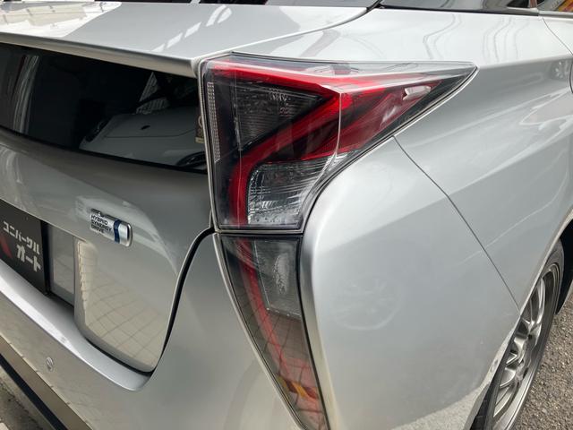 プリウス Sセーフティプラス エアコン パワーステアリング パワーウィンドウ 運転席エアバッグ 助手席エアバッグ 盗難防止システム 衝突安全ボディ スマートキー(19枚目)