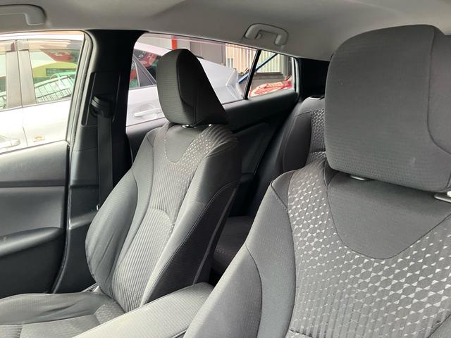 プリウス Sセーフティプラス エアコン パワーステアリング パワーウィンドウ 運転席エアバッグ 助手席エアバッグ 盗難防止システム 衝突安全ボディ スマートキー(46枚目)
