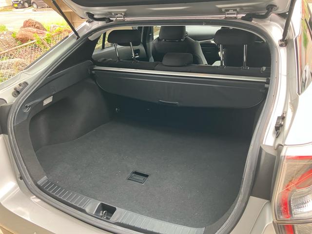 プリウス Sセーフティプラス エアコン パワーステアリング パワーウィンドウ 運転席エアバッグ 助手席エアバッグ 盗難防止システム 衝突安全ボディ スマートキー(58枚目)