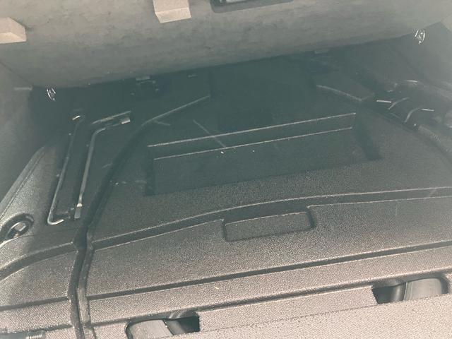 プリウス Sセーフティプラス エアコン パワーステアリング パワーウィンドウ 運転席エアバッグ 助手席エアバッグ 盗難防止システム 衝突安全ボディ スマートキー(61枚目)