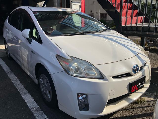 プリウス Ｓ　エアコン　パワーステアリング　パワーウィンドウ　運転席エアバッグ　助手席エアバッグ　盗難防止システム　衝突安全ボディ　スマートキー（3枚目）