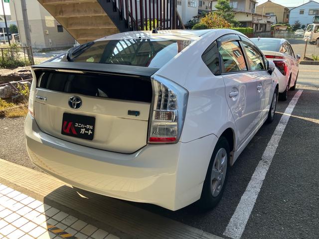 プリウス Ｓ　エアコン　パワーステアリング　パワーウィンドウ　運転席エアバッグ　助手席エアバッグ　盗難防止システム　衝突安全ボディ　スマートキー（16枚目）