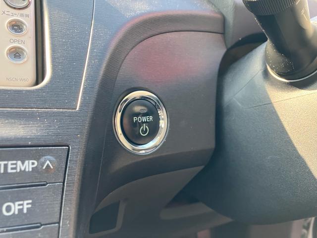 プリウス Ｓ　エアコン　パワーステアリング　パワーウィンドウ　運転席エアバッグ　助手席エアバッグ　盗難防止システム　衝突安全ボディ　スマートキー（32枚目）