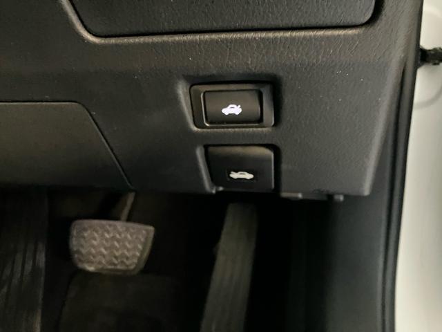 ＧＳ ＧＳ３００ｈ　エアコン　パワーステアリング　パワーウィンドウ　運転席エアバッグ　助手席エアバッグ　盗難防止システム　衝突安全ボディ　スマートキー（22枚目）