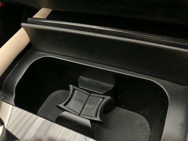 ＧＳ ＧＳ３００ｈ　エアコン　パワーステアリング　パワーウィンドウ　運転席エアバッグ　助手席エアバッグ　盗難防止システム　衝突安全ボディ　スマートキー（26枚目）