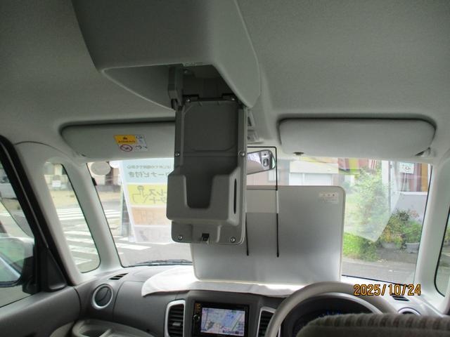 スペーシア Ｘ　カーナビ・プッシュスタート・フロアマット・ドアバイザー・オートエアコン・片側パワースライドドア・新品タイヤ付き（25枚目）