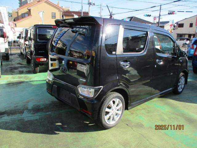 ワゴンＲスティングレー ハイブリッドＸ　ワンオーナー車・オートエアコン・プッシュスタート・フロアマット・ドアバイザー・新品タイヤ（5枚目）