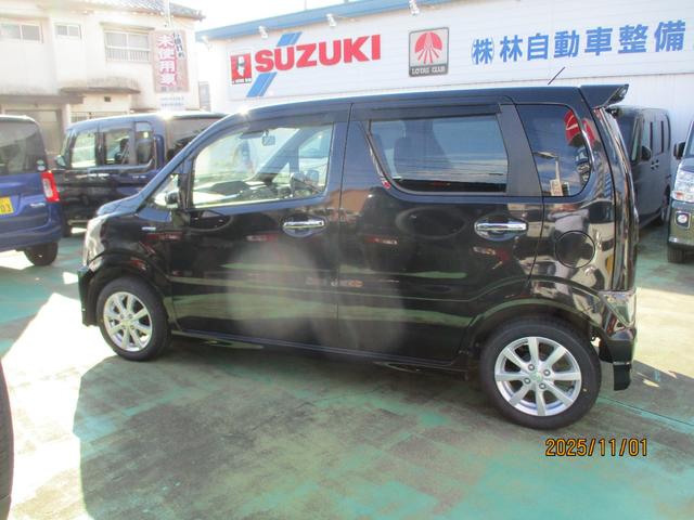 ワゴンＲスティングレー ハイブリッドＸ　ワンオーナー車・オートエアコン・プッシュスタート・フロアマット・ドアバイザー・新品タイヤ（8枚目）