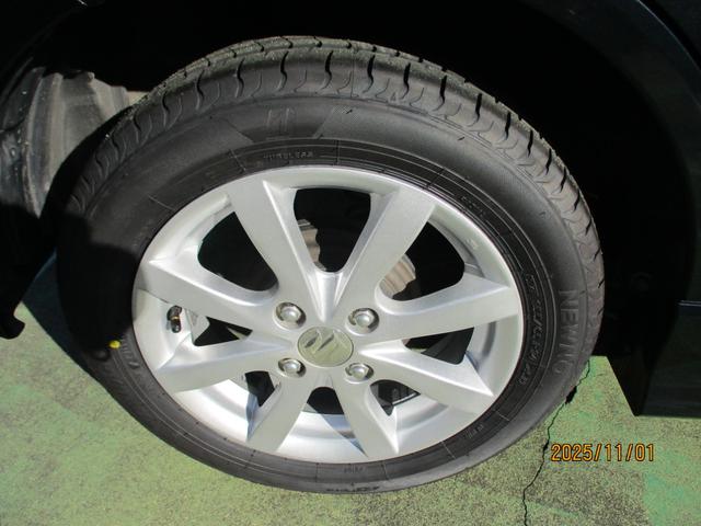 ワゴンＲスティングレー ハイブリッドＸ　ワンオーナー車・オートエアコン・プッシュスタート・フロアマット・ドアバイザー・新品タイヤ（12枚目）