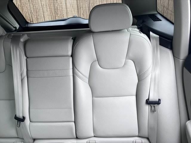 ＸＣ６０ Ｄ４　ＡＷＤ　モーメンタム　全席シートヒーター　全方位カメラ　純正メモリーナビ　ＬＥＤヘッドライト　障害物センサー　ブラインドスポットモニター　本革シート　禁煙車　アダプティブフクルーズコントロール　パーキングアシスト（67枚目）