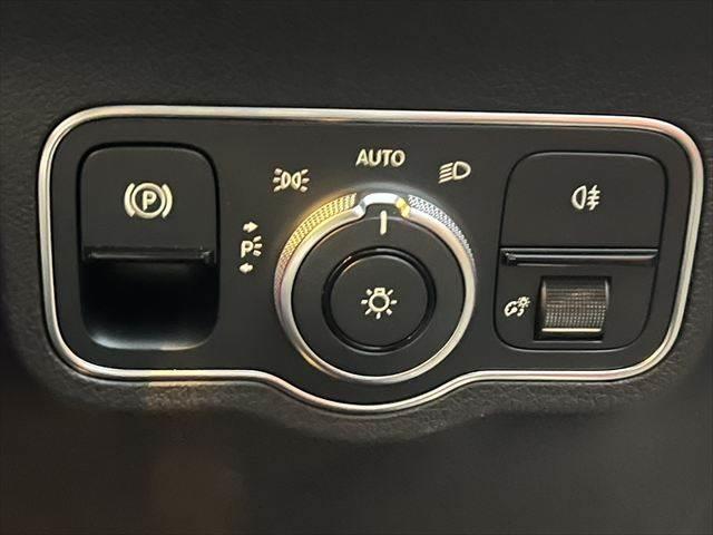 MERCEDES BENZ GLB GLB250 4MATIC SPORTS