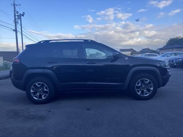 CHRYSLER JEEP JEEP CHEROKEE TRAILHAWK