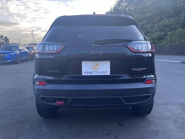 CHRYSLER JEEP JEEP CHEROKEE TRAILHAWK