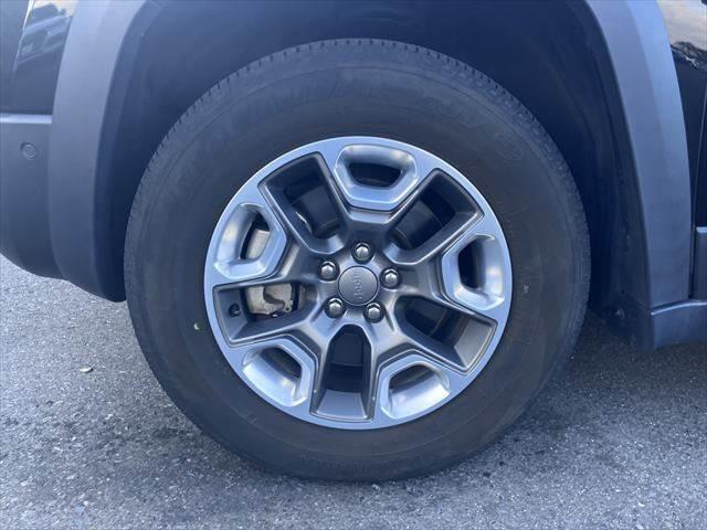 CHRYSLER JEEP JEEP CHEROKEE TRAILHAWK
