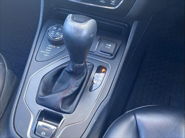 CHRYSLER JEEP JEEP CHEROKEE TRAILHAWK