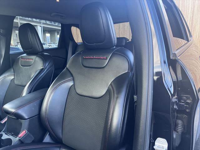 CHRYSLER JEEP JEEP CHEROKEE TRAILHAWK