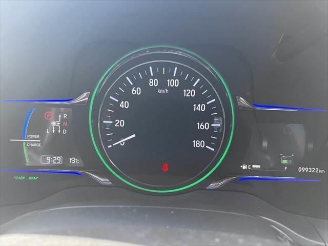 HONDA VEZEL HYBRID Z