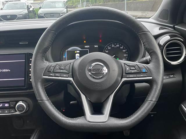 キックス Ｘ　純正１０インチナビ　全方位カメラ　レーダークルーズコントロール　シートヒーター　衝突軽減ブレーキ　禁煙車　デジタルインナーミラー　フルセグＴＶ　ＥＴＣ　ＬＥＤヘッドライト　ルーフレール　障害物センサー（11枚目）