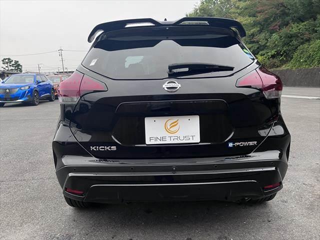 キックス Ｘ　純正１０インチナビ　全方位カメラ　レーダークルーズコントロール　シートヒーター　衝突軽減ブレーキ　禁煙車　デジタルインナーミラー　フルセグＴＶ　ＥＴＣ　ＬＥＤヘッドライト　ルーフレール　障害物センサー（19枚目）