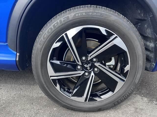 エクリプスクロスPHEV P 4WD 本革シート 純正メモリーナビ レーダークルーズコントロール 全方位カメラ シートヒーター 禁煙車 LEDヘッドライト Bluetooth 衝突軽減ブレーキ 障害物センサー ETC パワーシート(25枚目)