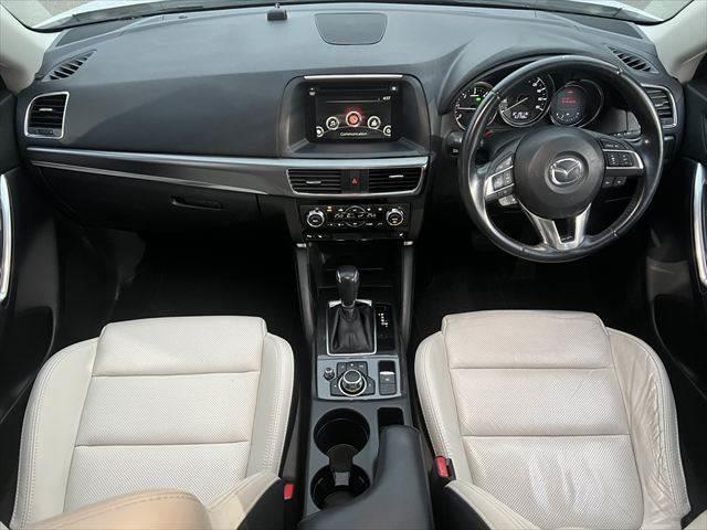 CX-5 XD Lパッケージ ディーゼルターボ 白革シート 純正メモリーナビ レーダークルーズ シートヒーター バックカメラ 禁煙車 フルセグTV Bluetooth パワーシート 衝突軽減 LEDヘッドライト スマートキー(3枚目)