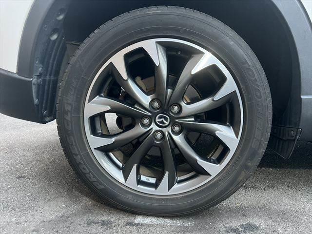 CX-5 XD Lパッケージ ディーゼルターボ 白革シート 純正メモリーナビ レーダークルーズ シートヒーター バックカメラ 禁煙車 フルセグTV Bluetooth パワーシート 衝突軽減 LEDヘッドライト スマートキー(10枚目)
