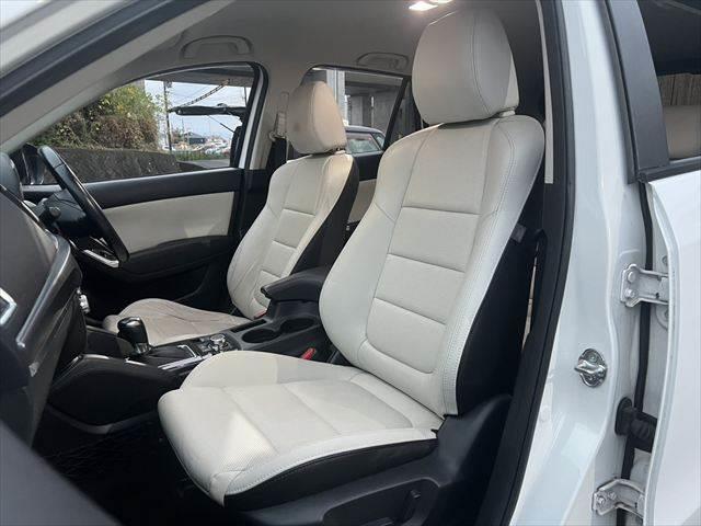 CX-5 XD Lパッケージ ディーゼルターボ 白革シート 純正メモリーナビ レーダークルーズ シートヒーター バックカメラ 禁煙車 フルセグTV Bluetooth パワーシート 衝突軽減 LEDヘッドライト スマートキー(33枚目)