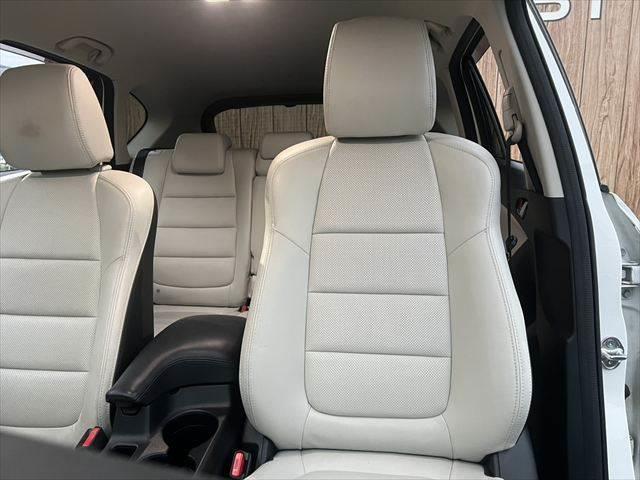 CX-5 XD Lパッケージ ディーゼルターボ 白革シート 純正メモリーナビ レーダークルーズ シートヒーター バックカメラ 禁煙車 フルセグTV Bluetooth パワーシート 衝突軽減 LEDヘッドライト スマートキー(65枚目)