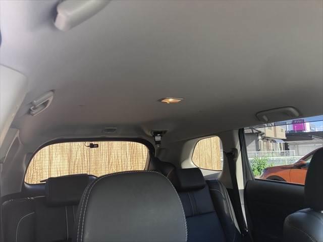 アウトランダーPHEV Gプレミアムパッケージ 4WD 黒本革シート ロックフォードサウンド 純正SDナビ レーダークルーズコントロール 全周囲カメラ シートヒーター 禁煙車 ステアリングヒーター 衝突軽減ブレーキ フルセグTV(52枚目)